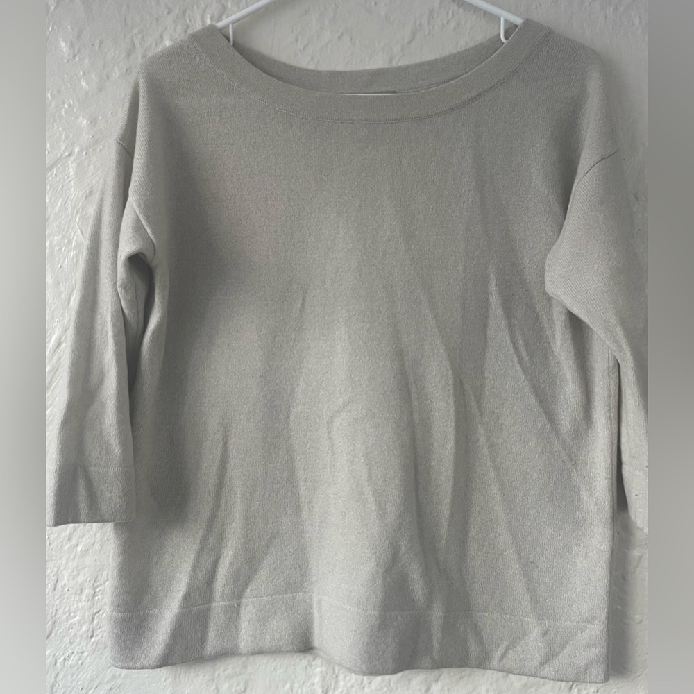 J. Jill light gray/tan boatneck 3/4 sleeve length 100% cashmere sweater; size 4